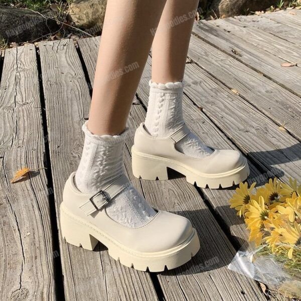543270522 Classic Mary Jane Heels Short Heel - EU 34–40