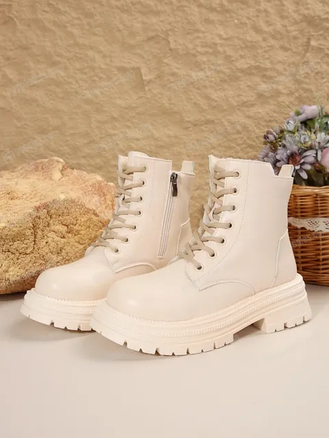 Women's Chunky Combat Lace-Up Boots – Black & Off-White