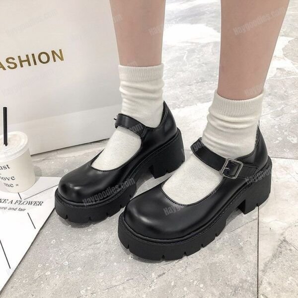 543270521 Classic Mary Jane Heels Short Heel - EU 34–40